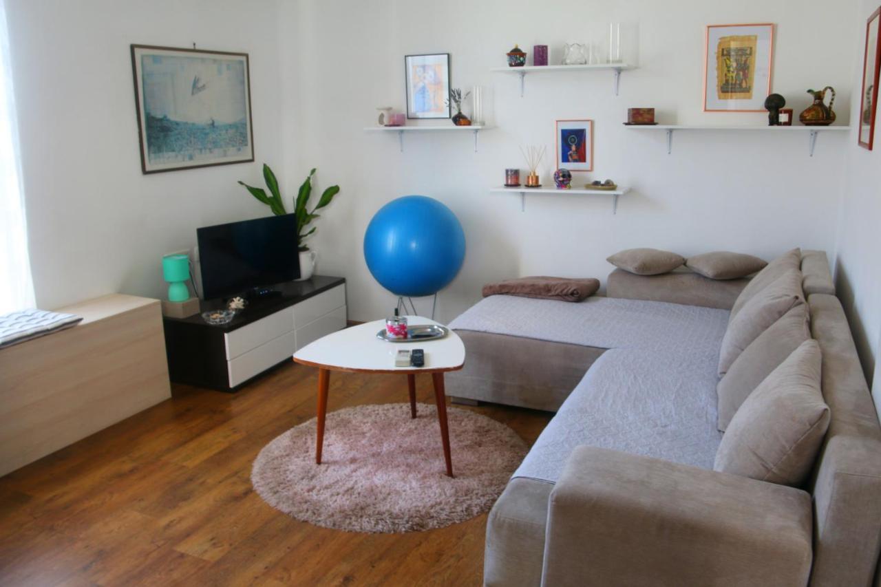 Cosy Apartment - 10 Minutes Walk To Sea Zadar Exterior photo